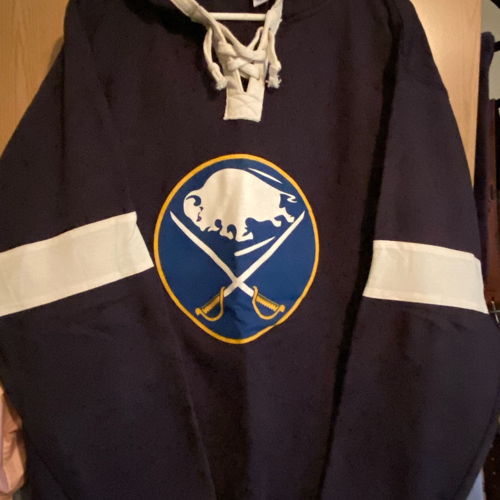 NHL Buffalo Sabres Dark Blue Sweater